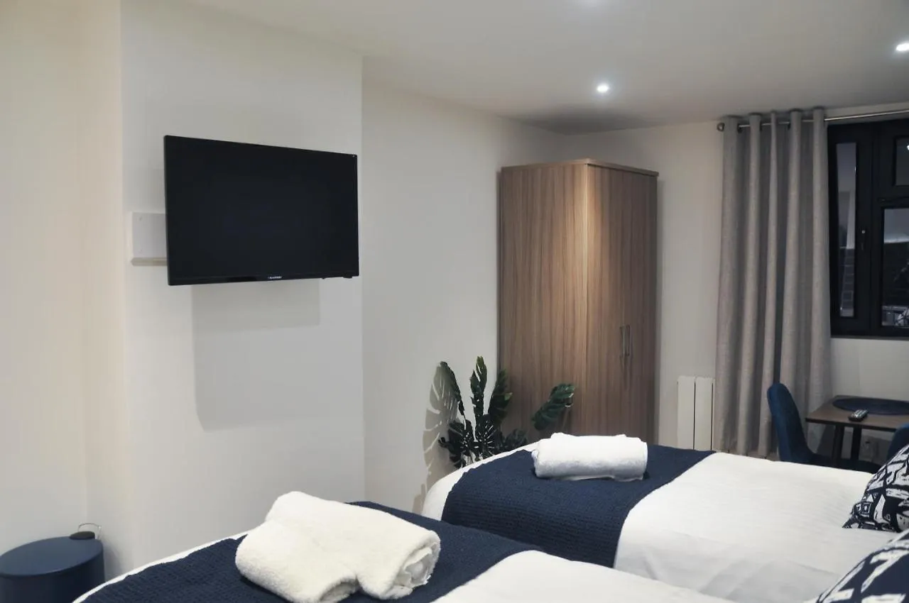 Canal Walk Apartments Southampton